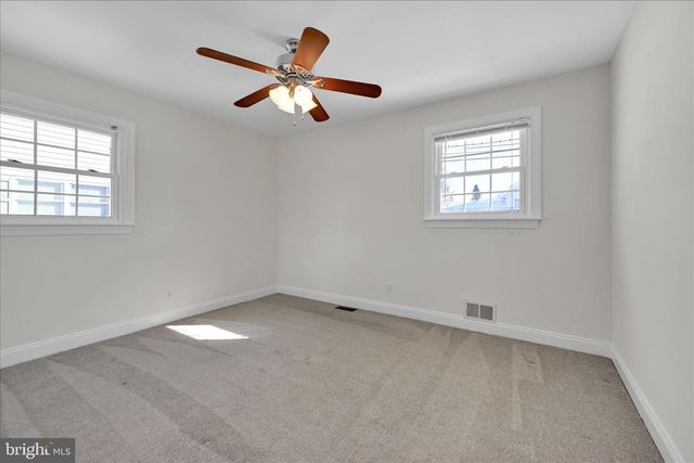 4340 WINFIELD TER, Easton, PA 18045