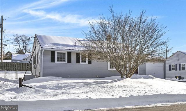 4340 WINFIELD TER, Easton, PA 18045