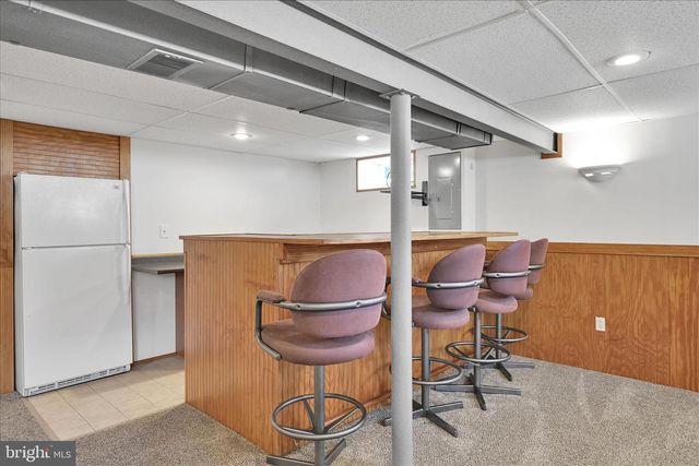 4340 WINFIELD TER, Easton, PA 18045