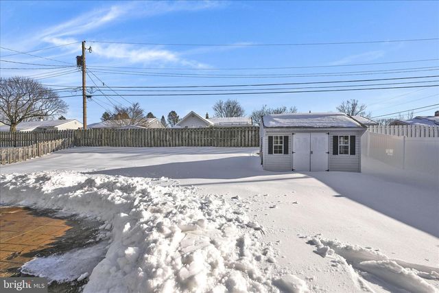 4340 WINFIELD TER, Easton, PA 18045