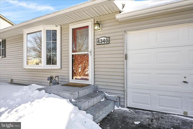 4340 WINFIELD TER, Easton, PA 18045