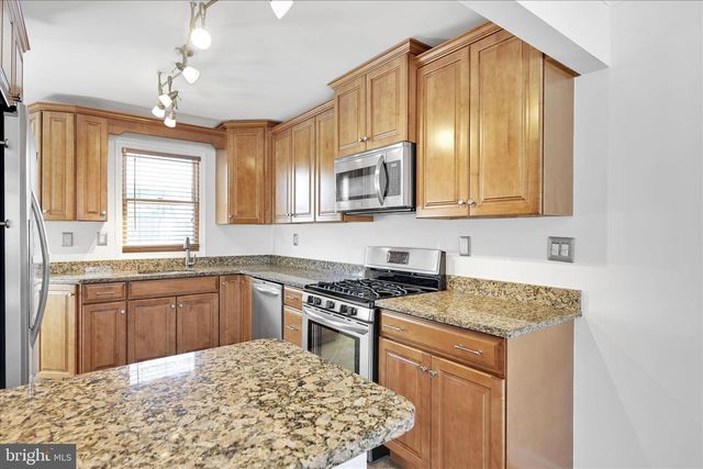 4340 WINFIELD TER, Easton, PA 18045