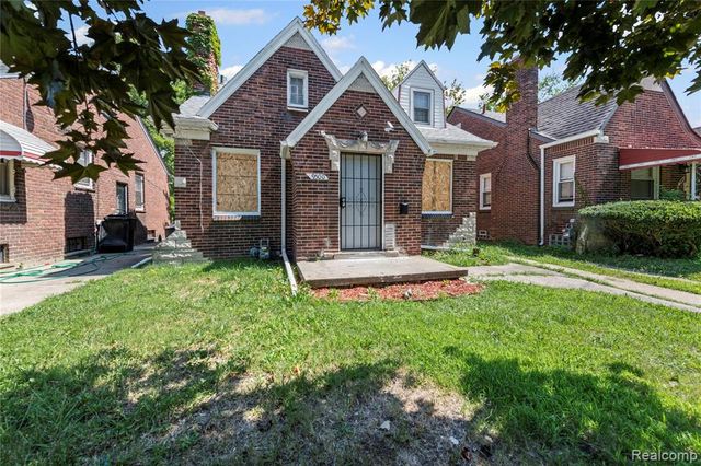 9500 Lakepointe Street, Detroit, MI 48224