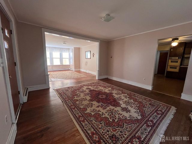 342 shoreland Circle, Old Bridge, NJ 08879