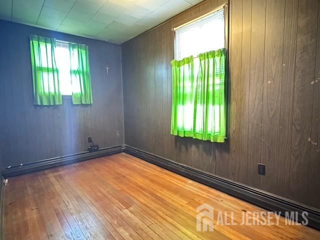 342 shoreland Circle, Old Bridge, NJ 08879