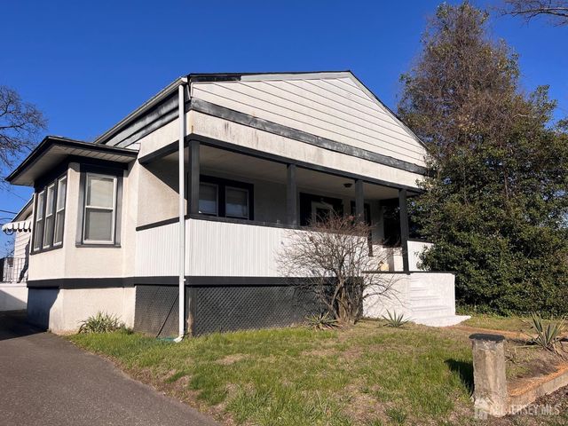 342 shoreland Circle, Old Bridge, NJ 08879