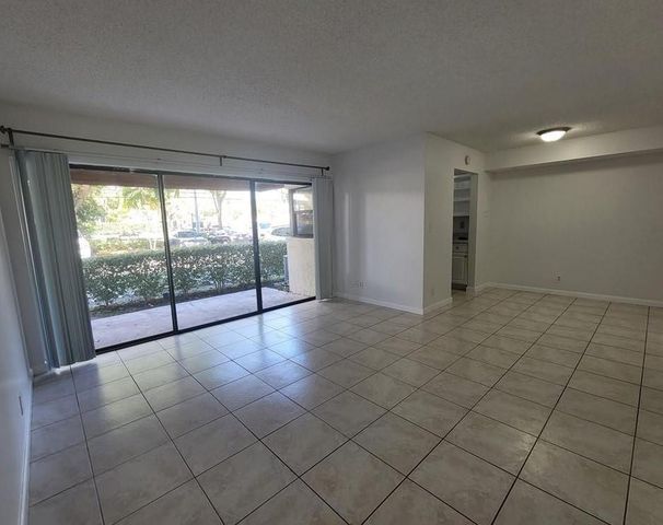 2949 Riverside Drive 124, Coral Springs, FL 33065