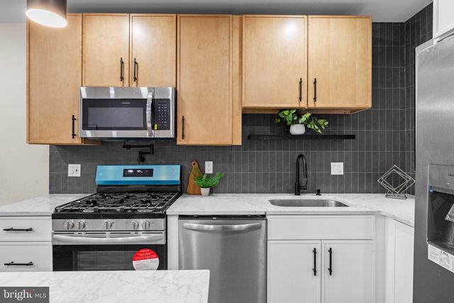 1922 S CHADWICK ST, Philadelphia, PA 19145