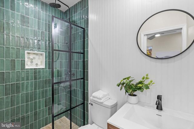 1922 S CHADWICK ST, Philadelphia, PA 19145