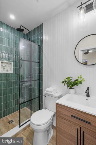 1922 S CHADWICK ST, Philadelphia, PA 19145