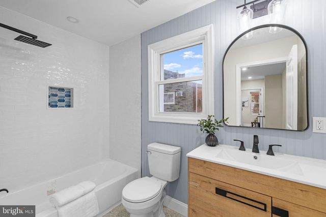 1922 S CHADWICK ST, Philadelphia, PA 19145