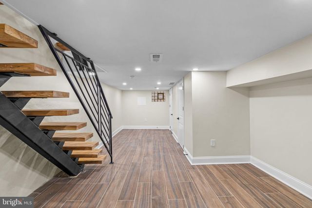 1922 S CHADWICK ST, Philadelphia, PA 19145