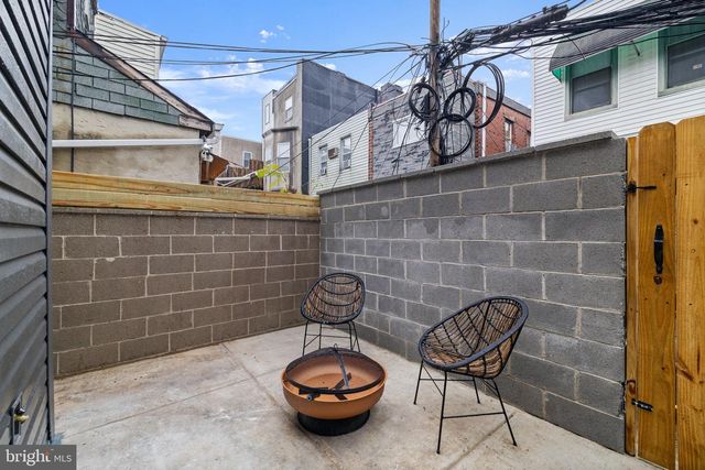 1922 S CHADWICK ST, Philadelphia, PA 19145