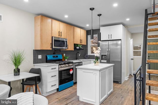 1922 S CHADWICK ST, Philadelphia, PA 19145