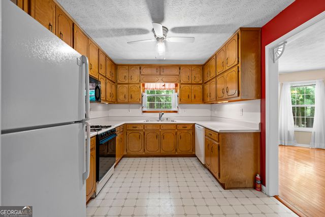 110 Turner Creek Drive, Hampton, GA 30228