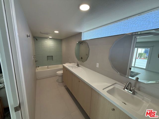 3060 N Farrell Drive, Palm Springs, CA 92262