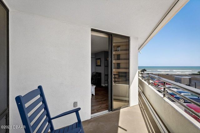 3013 S Atlantic Ave Apt 201, Daytona Beach Shores, FL 32118