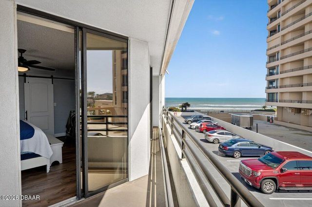 3013 S Atlantic Ave Apt 201, Daytona Beach Shores, FL 32118