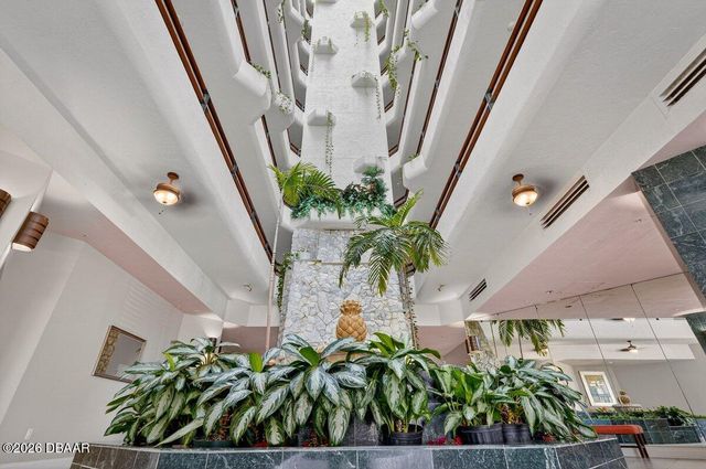 3013 S Atlantic Ave Apt 201, Daytona Beach Shores, FL 32118