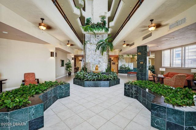 3013 S Atlantic Ave Apt 201, Daytona Beach Shores, FL 32118