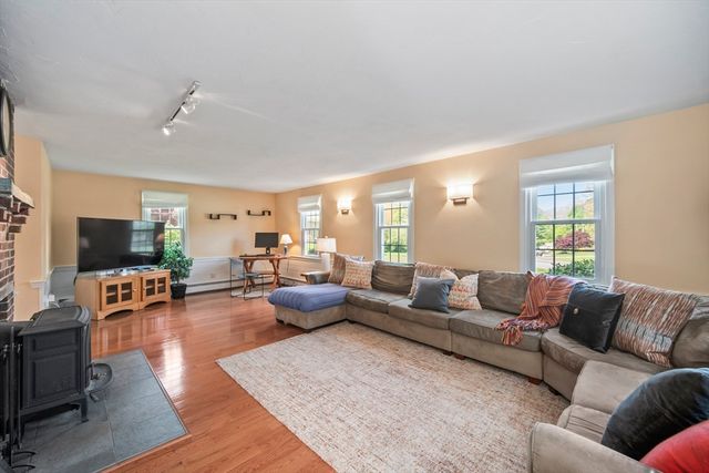 29 Shea Drive, Marlborough, MA 01752