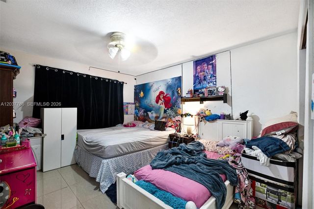 1519 NW 40th Street 1, Miami, FL 33142