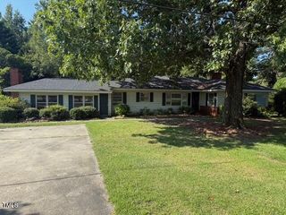 135 W Stewart Street, Coats, NC 27521