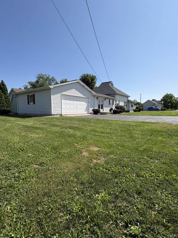 215 N 1st Street, Upland, IN 46989