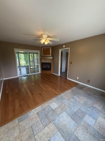 215 N 1st Street, Upland, IN 46989