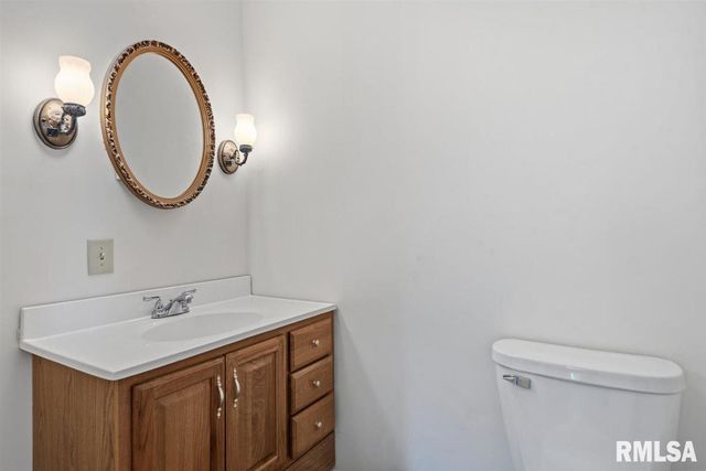 49 Etherton Lane, Springfield, IL 62712