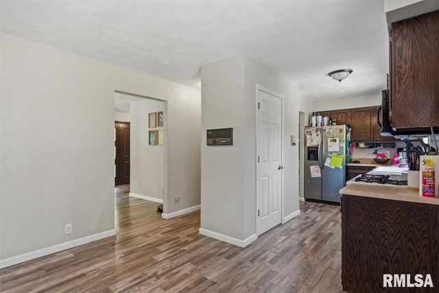 49 Etherton Lane, Springfield, IL 62712