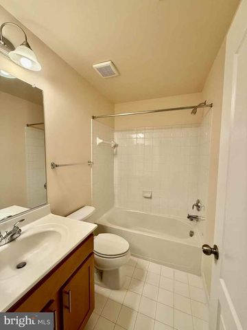 11918 WEYBRIDGE LN, Germantown, MD 20876