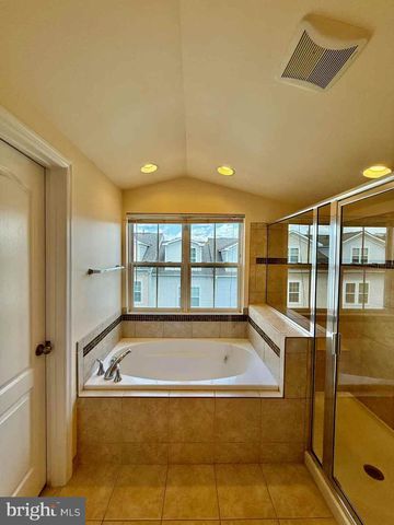 11918 WEYBRIDGE LN, Germantown, MD 20876