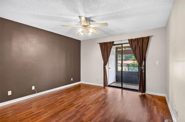 1709 HAMMOCK PINE BOULEVARD 1709, Clearwater, FL 33761
