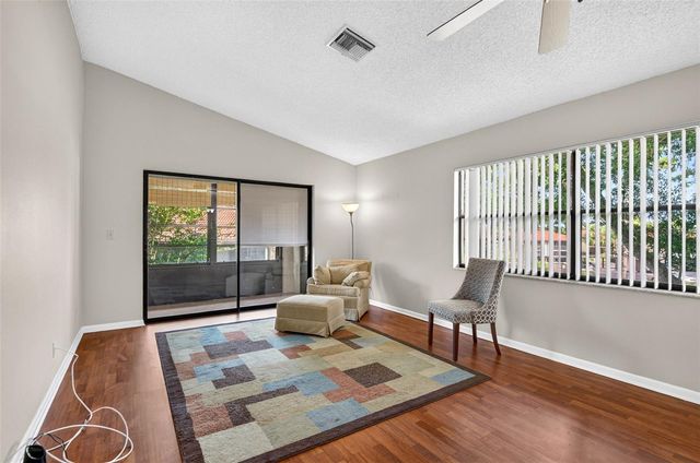 1709 HAMMOCK PINE BOULEVARD 1709, Clearwater, FL 33761