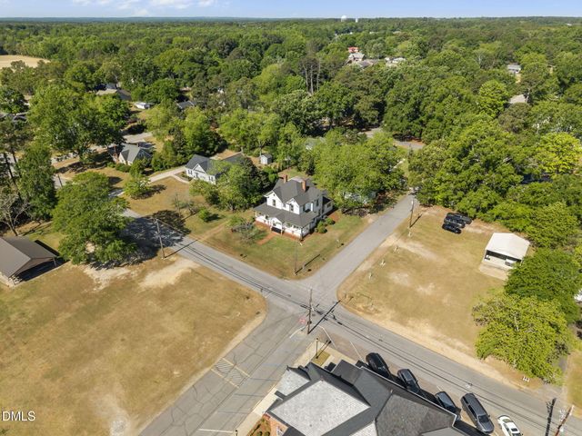 1200 S 10th Street, Lillington, NC 27546