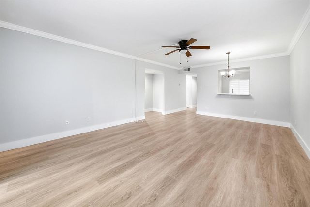 2214 S Cypress Bend Drive 106, Pompano Beach, FL 33069