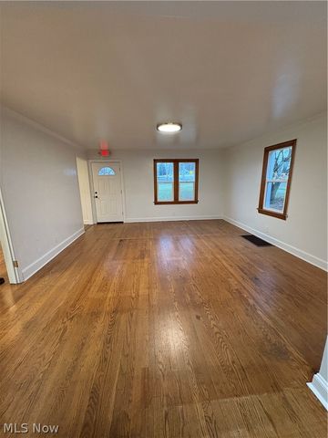 4258 Mahoning Avenue, Youngstown, OH 44515