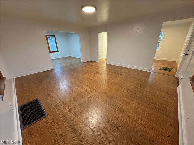 4258 Mahoning Avenue, Youngstown, OH 44515