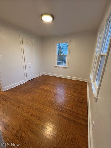 4258 Mahoning Avenue, Youngstown, OH 44515
