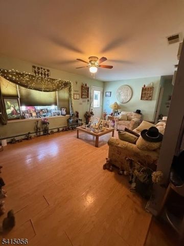 38 Highland Lakes Rd, Vernon Twp., NJ 07462