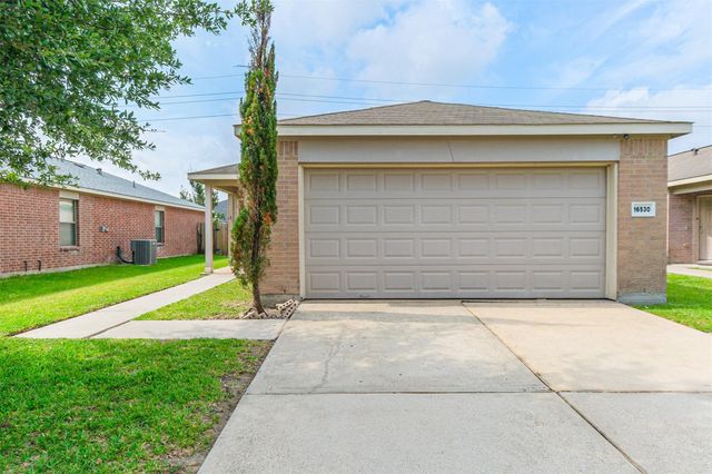 16530 Peyton Ridge Circle, Houston, TX 77049