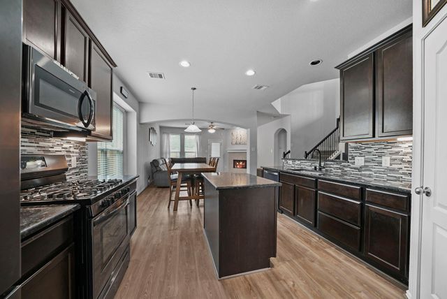 22611 Rosehill Meadow Drive, Tomball, TX 77377
