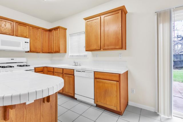 2696 Screech Owl Way, Sacramento, CA 95834