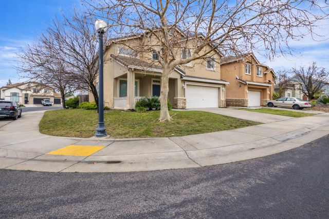 2696 Screech Owl Way, Sacramento, CA 95834