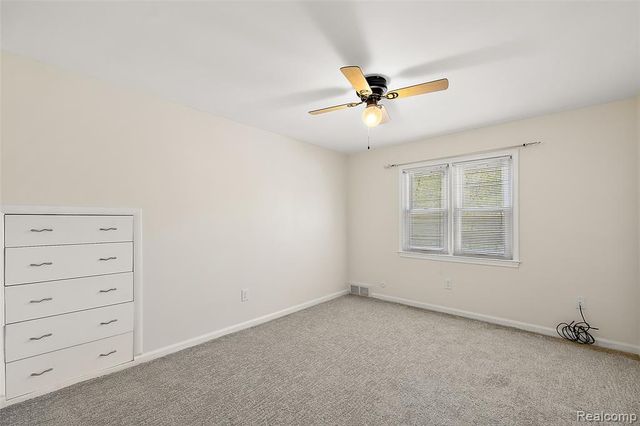 20879 Beaufait Street, Harper Woods, MI 48225