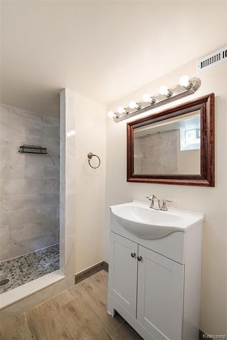 20879 Beaufait Street, Harper Woods, MI 48225