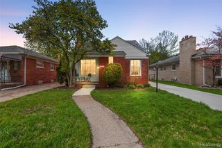 20879 Beaufait Street, Harper Woods, MI 48225
