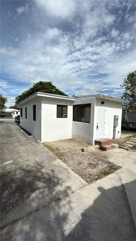 2462 Johnson St, Hollywood, FL 33020
