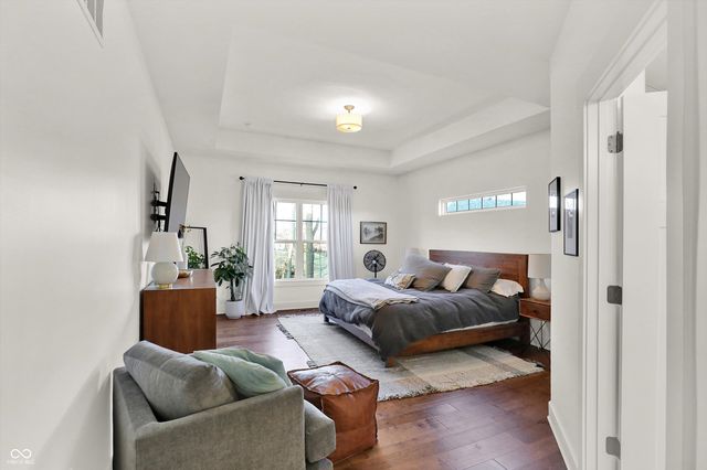 376 Parkside Circle, Greenfield, IN 46140